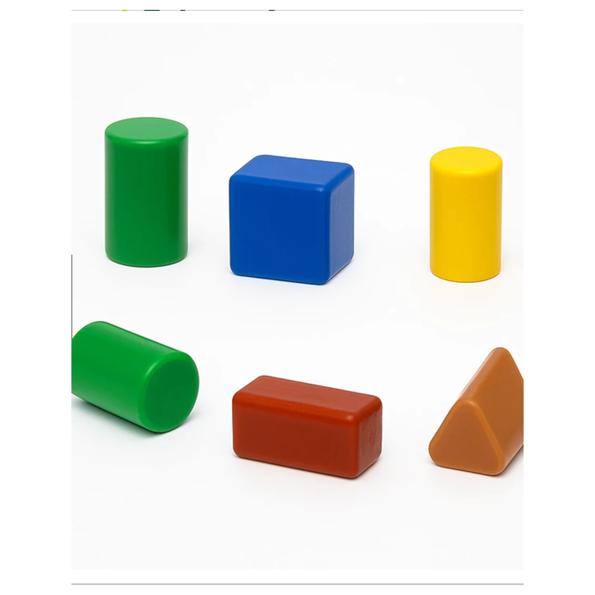 Pinos educativos coloridos em diferentes formas geométricas